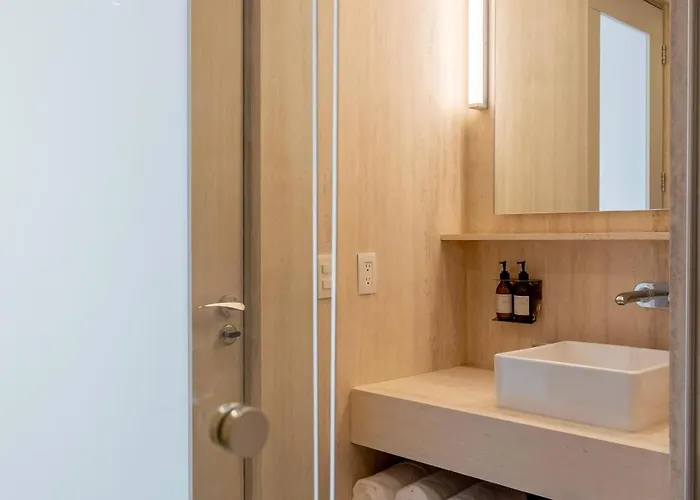 507 Capitalia Modern 1br With Rooftop Jacuzzi And Gym
